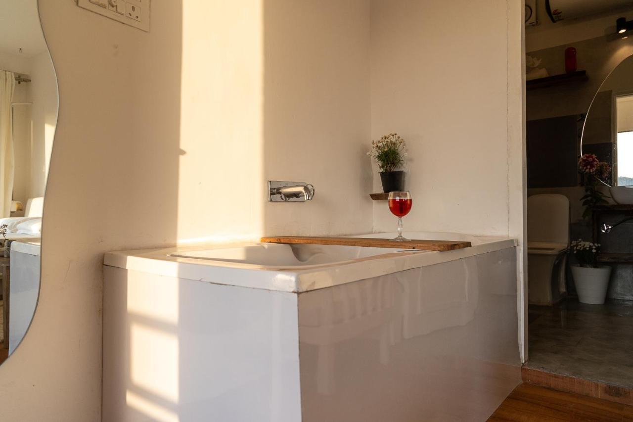 Ecstasy By Thhpsociety Bathtub Rooms Mukteshwar Dış mekan fotoğraf